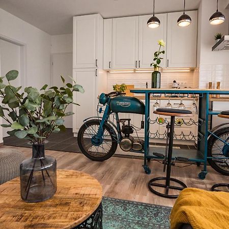 Stylish Oasis Central Apartment With Ac And Parking Budapest Extérieur photo