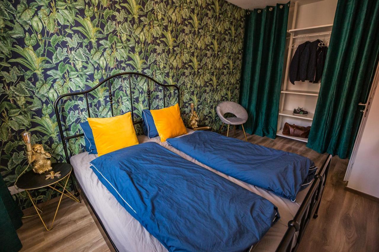 Stylish Oasis Central Apartment With Ac And Parking Budapest Extérieur photo