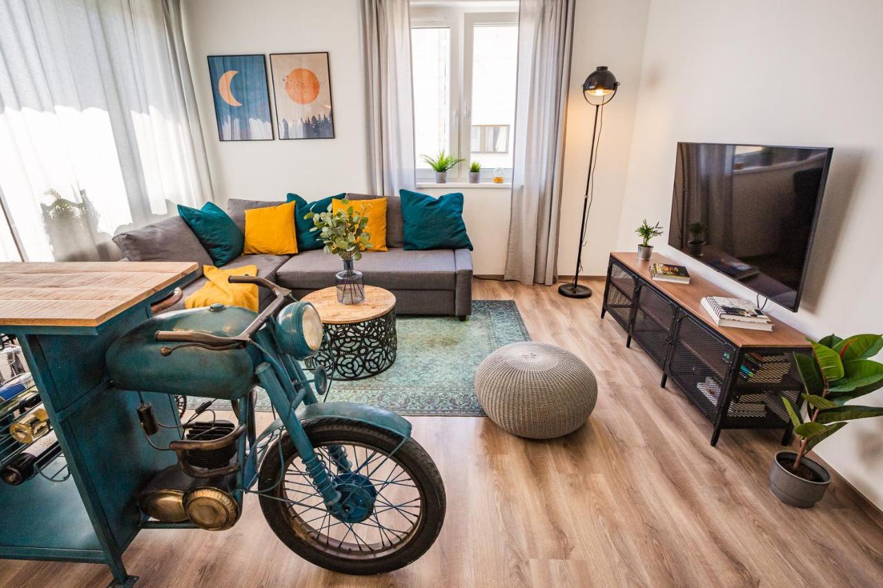 Stylish Oasis Central Apartment With Ac And Parking Budapest Extérieur photo
